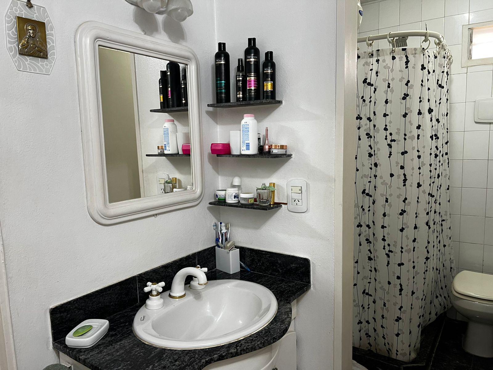 Casa en Venta Villa centenario 1 planta 3 dormitorios Luminosa y excelente ubicación Apta credito. OPORTUNIDAD