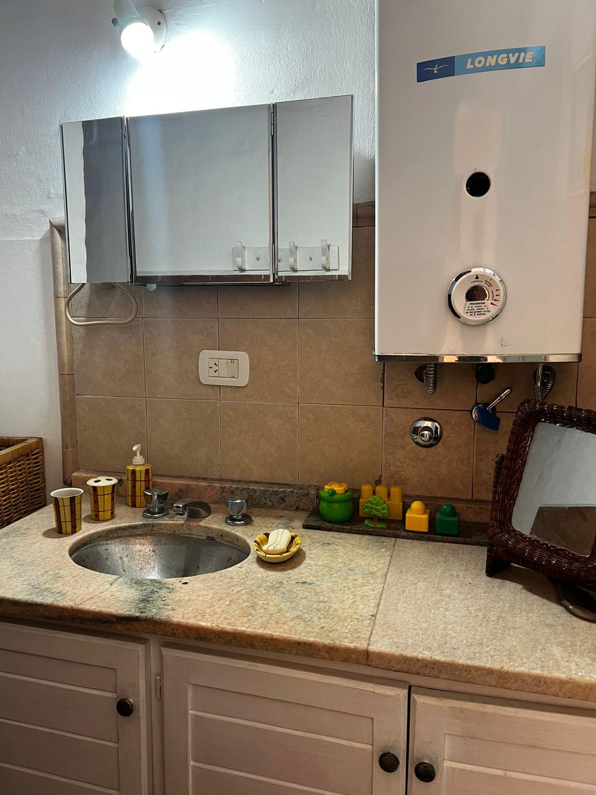 Casa en Venta Villa centenario 1 planta 3 dormitorios Luminosa y excelente ubicación Apta credito. OPORTUNIDAD