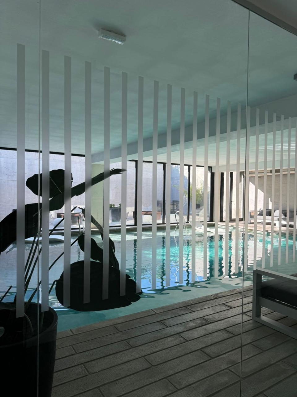 ALQUILO DEPARTAMENTO DE LUJO AMOBLADO 3 DORMITORIOS CON VISTAS EN GREEN PARK