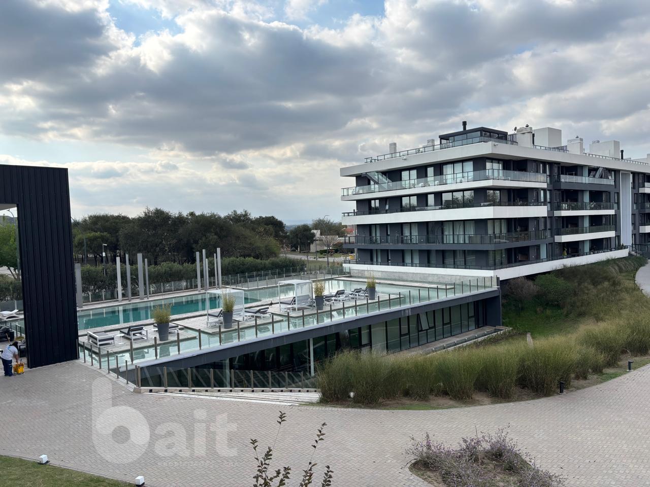 ALQUILO DEPARTAMENTO DE LUJO AMOBLADO 3 DORMITORIOS CON VISTAS EN GREEN PARK