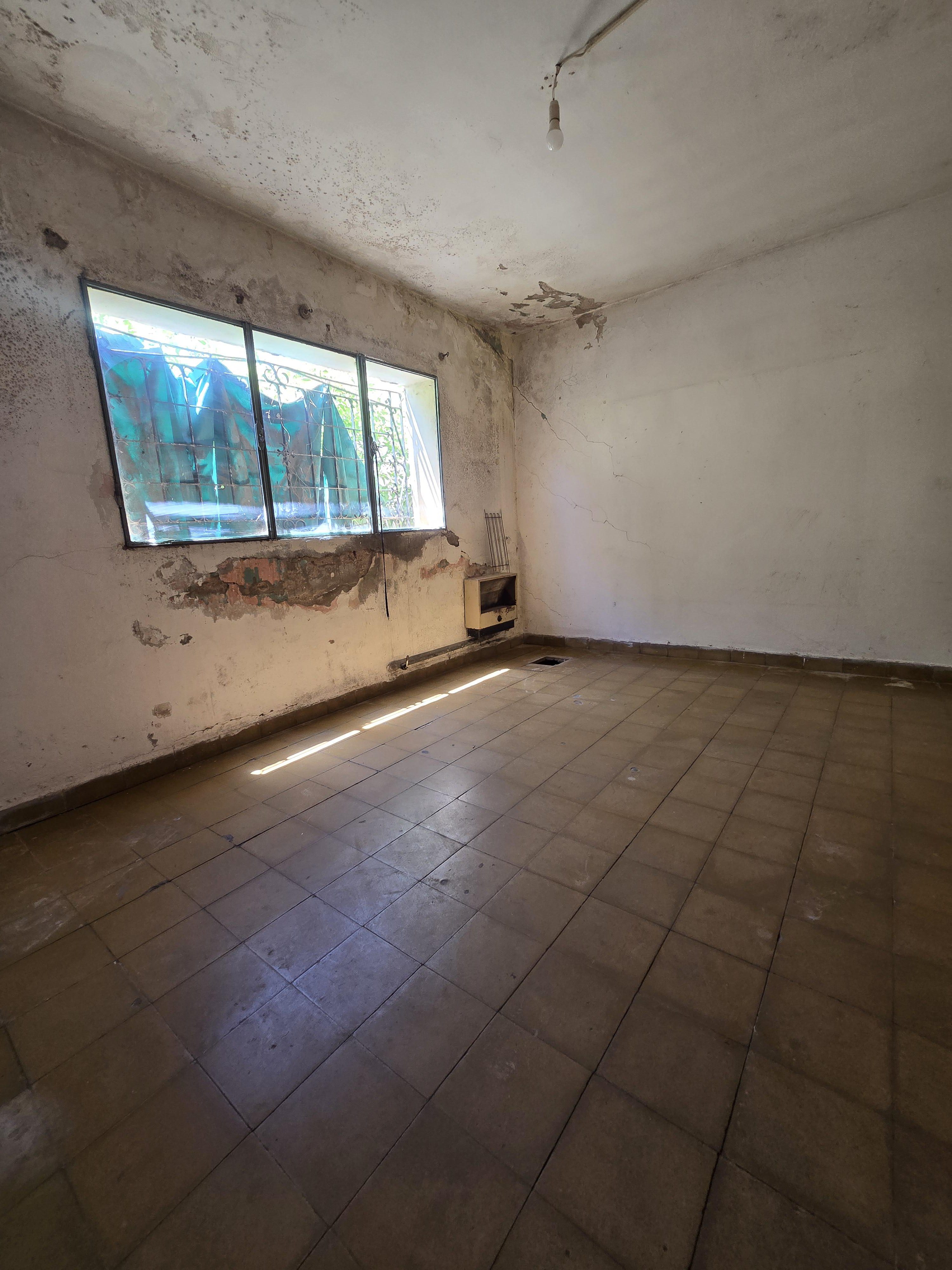 Venta Lote Terreno 382 m a metros de  Juan B Justo