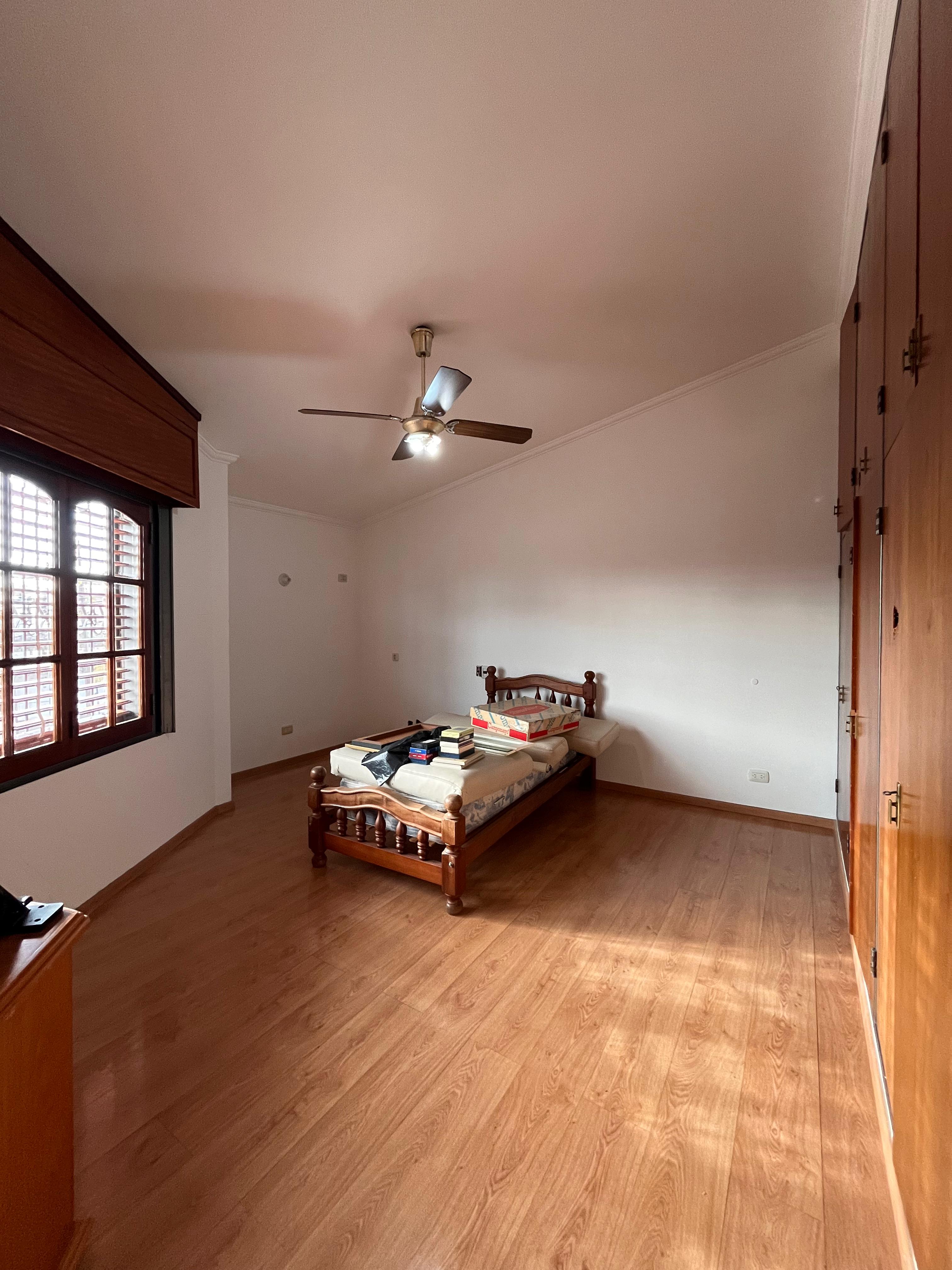 ALQUILER Casa Cuatro Dormitorios San Salvador