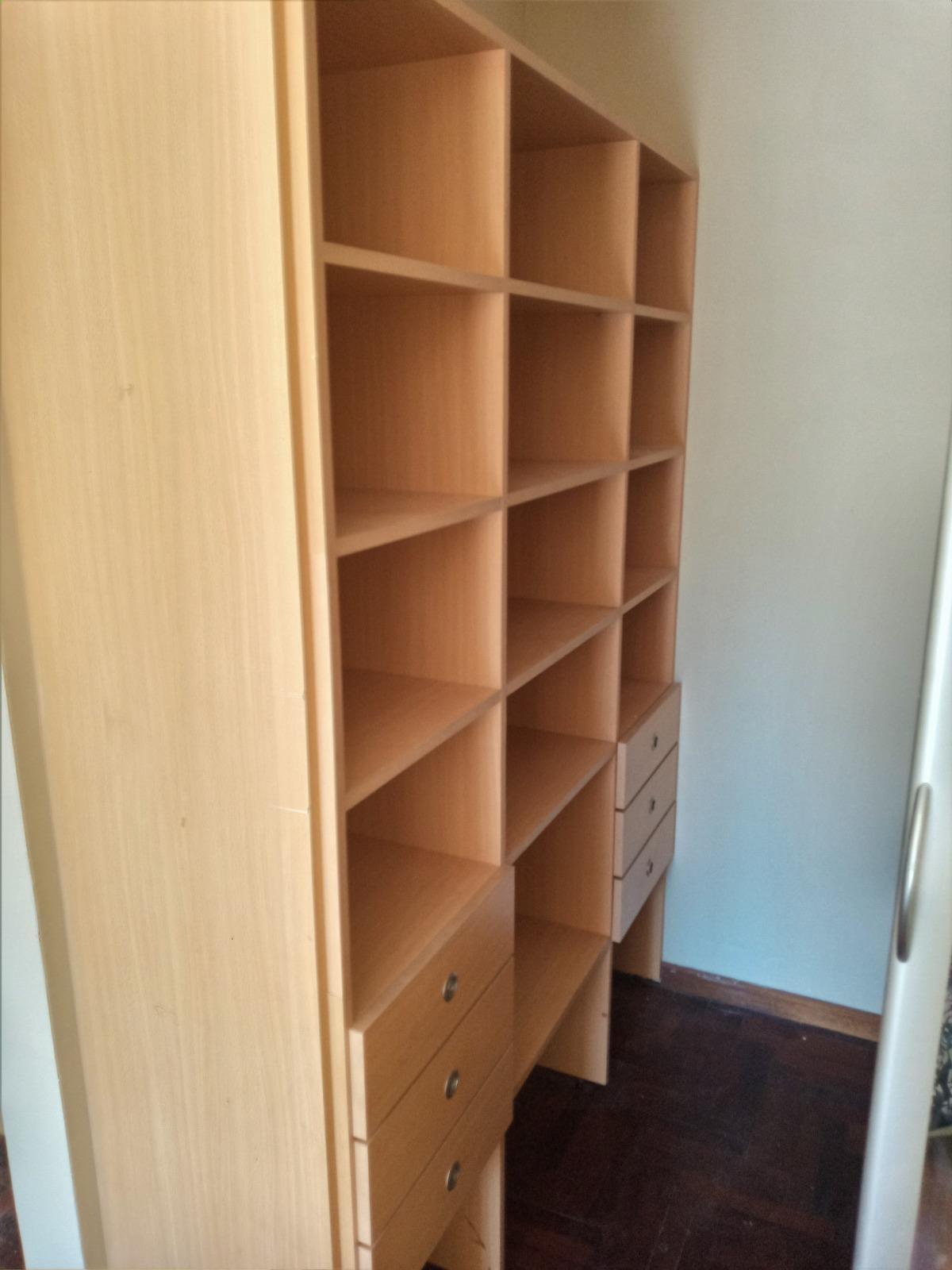 Alq. Alto Alberdi- Caseros 2971- 2 dormitorios- Balcón- 2 baños- cochera- sum- asador