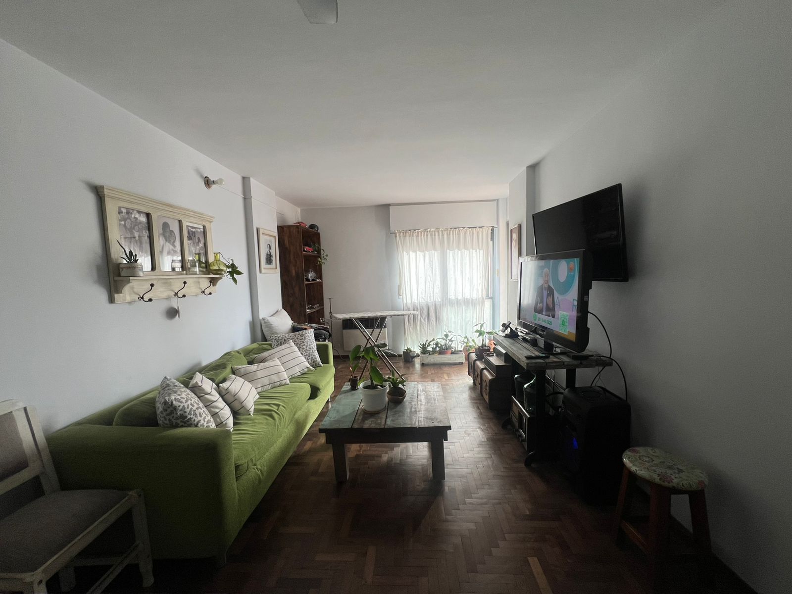 DEPARTAMENTO EN VENTA EN BARRIO CENTRO - 3 DORMITORIOS Y COCHERA.