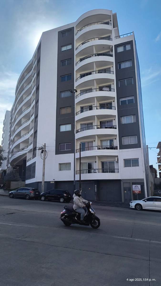 Av. PUEYRREDON 860: LOCAL COMERCIAL DE 24 M2 APTO USO COMERCIAL