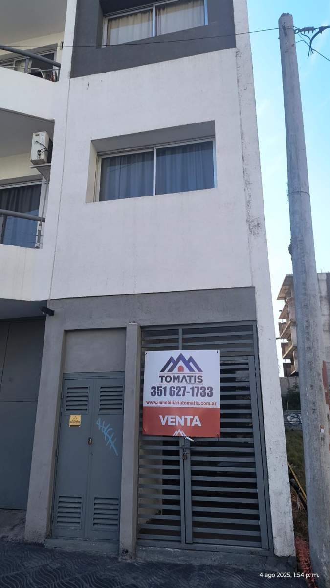Av. PUEYRREDON 860: LOCAL COMERCIAL DE 24 M2 APTO USO COMERCIAL