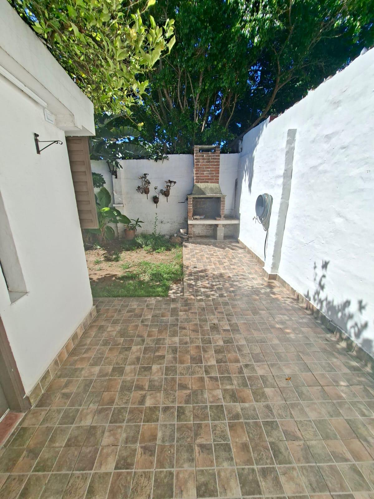 ALTA CORDOBA - CASA 3 DORM C PATIO