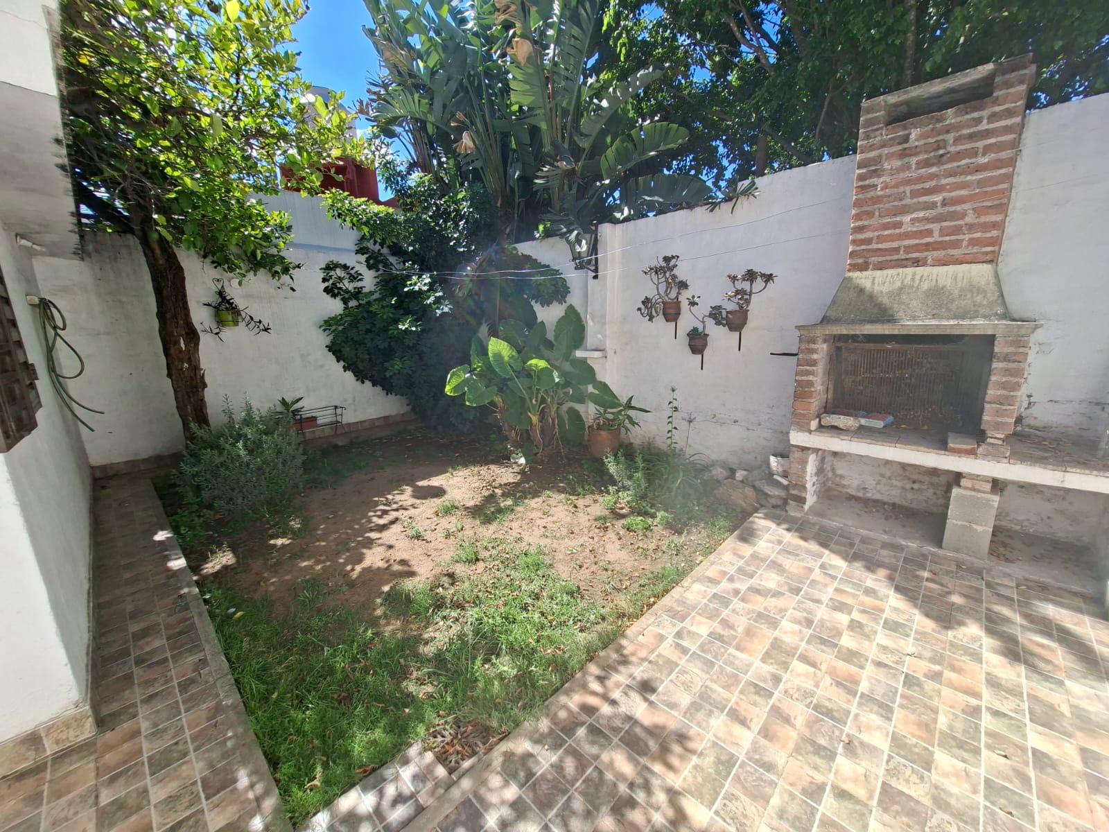 ALTA CORDOBA - CASA 3 DORM C PATIO