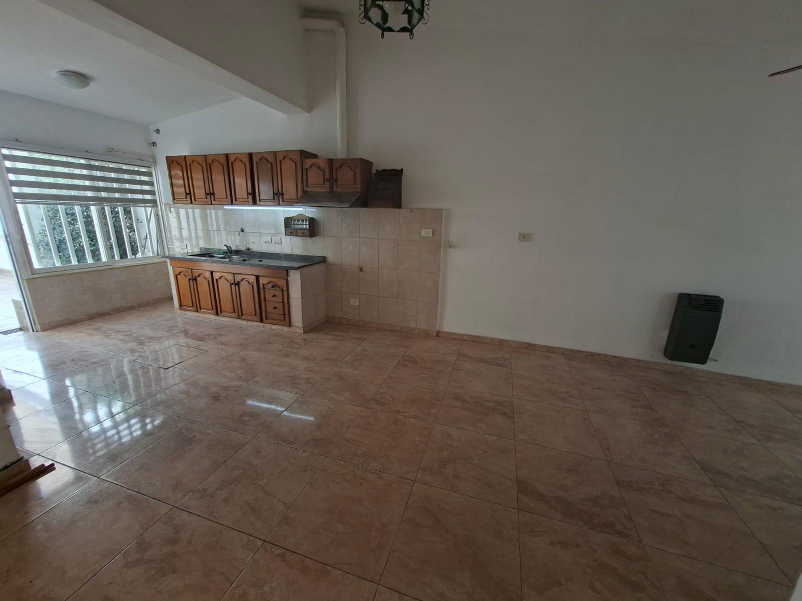 ALTA CORDOBA - CASA 3 DORM C PATIO