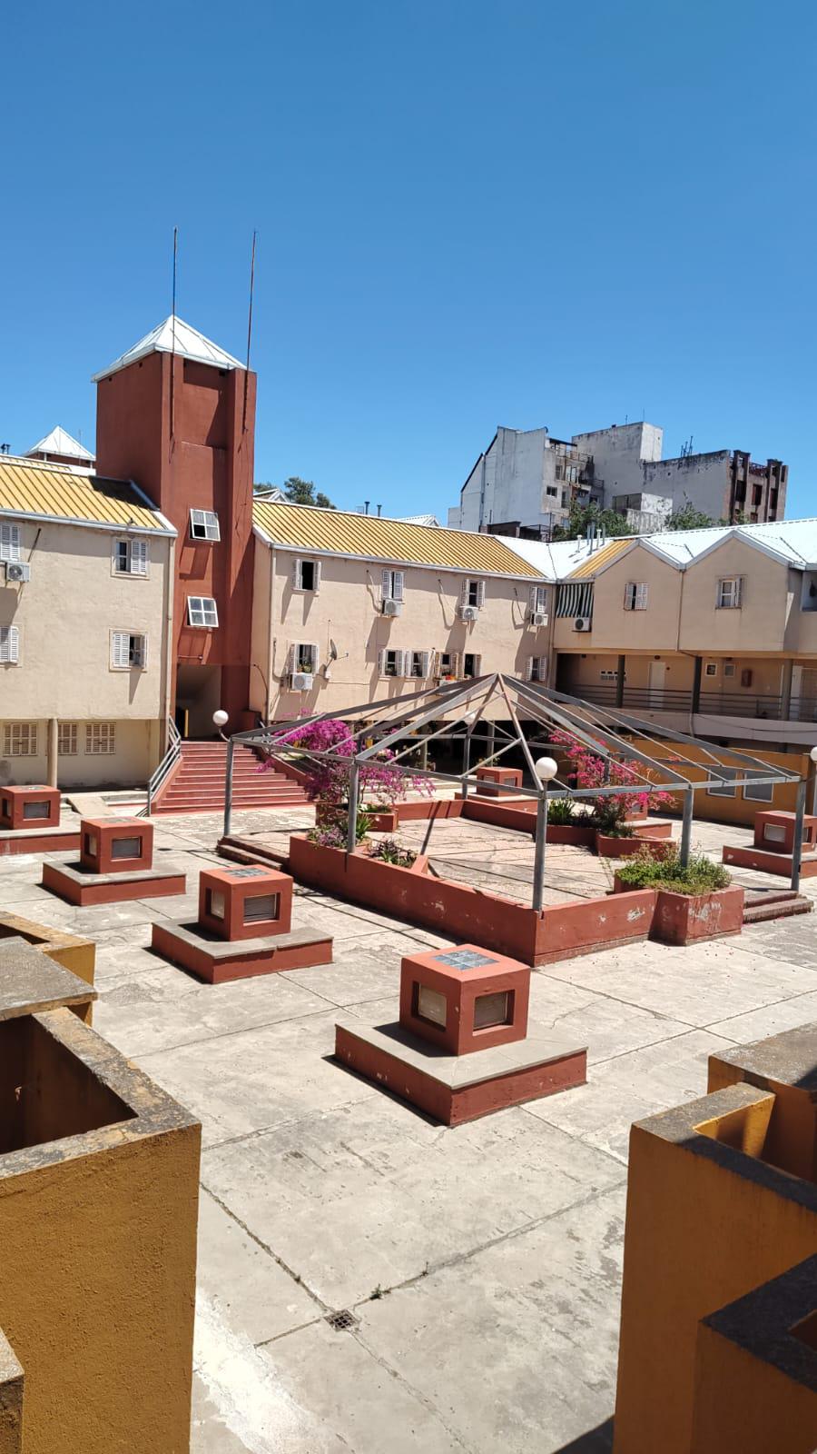 DEPTO 2 DORM CCOCHERA B ALBERDI $680.000