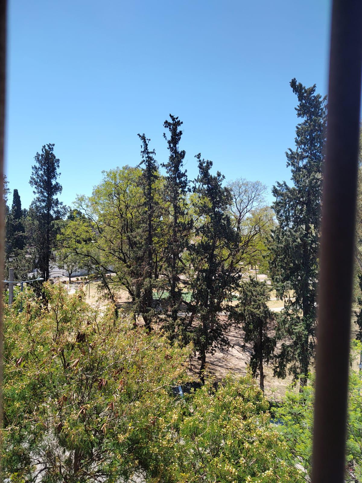 DEPTO 2 DORM CCOCHERA B ALBERDI $680.000