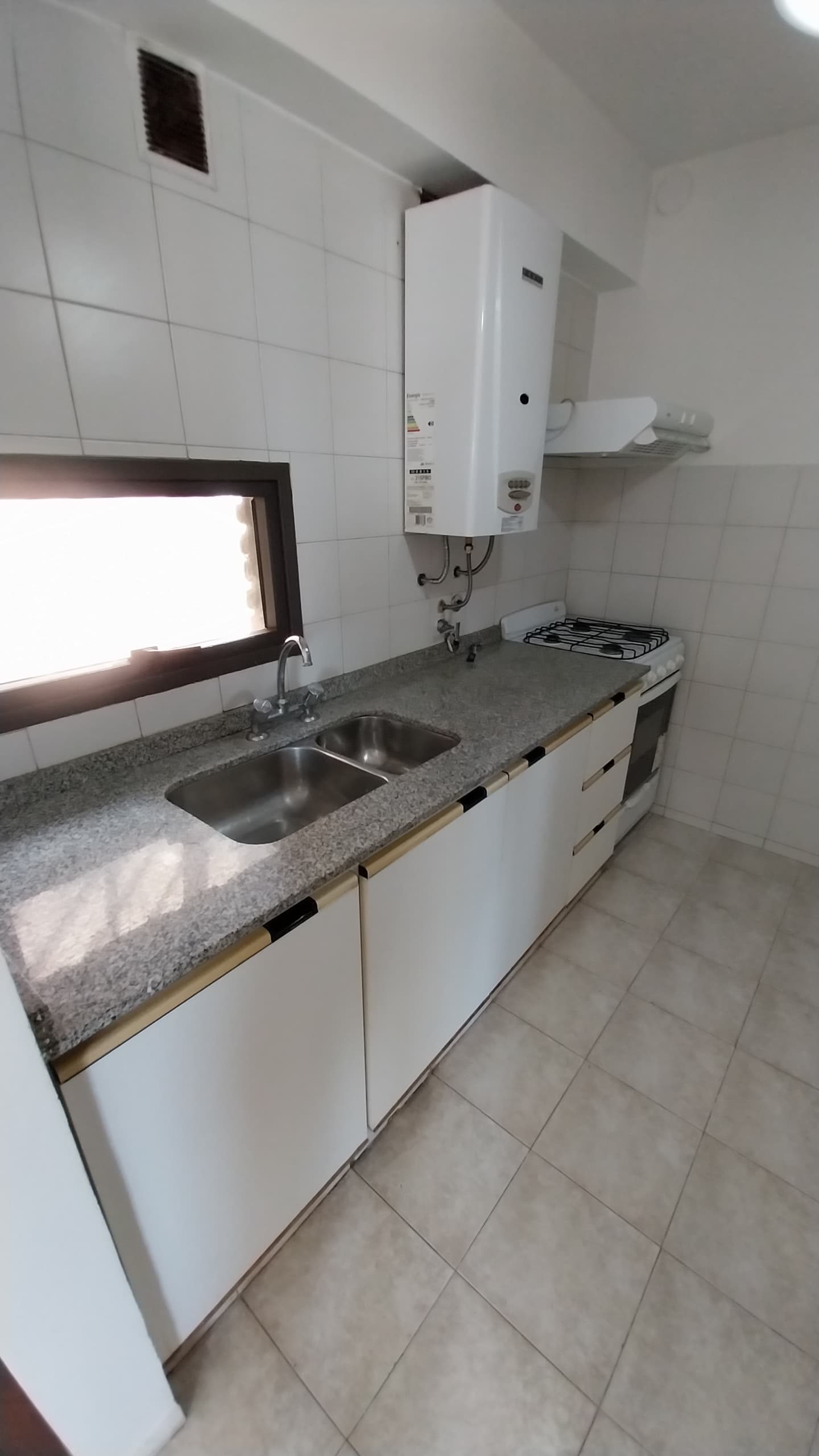 Viví frente al Parque Las Tejas  Depto amoblado 2 dormitorios