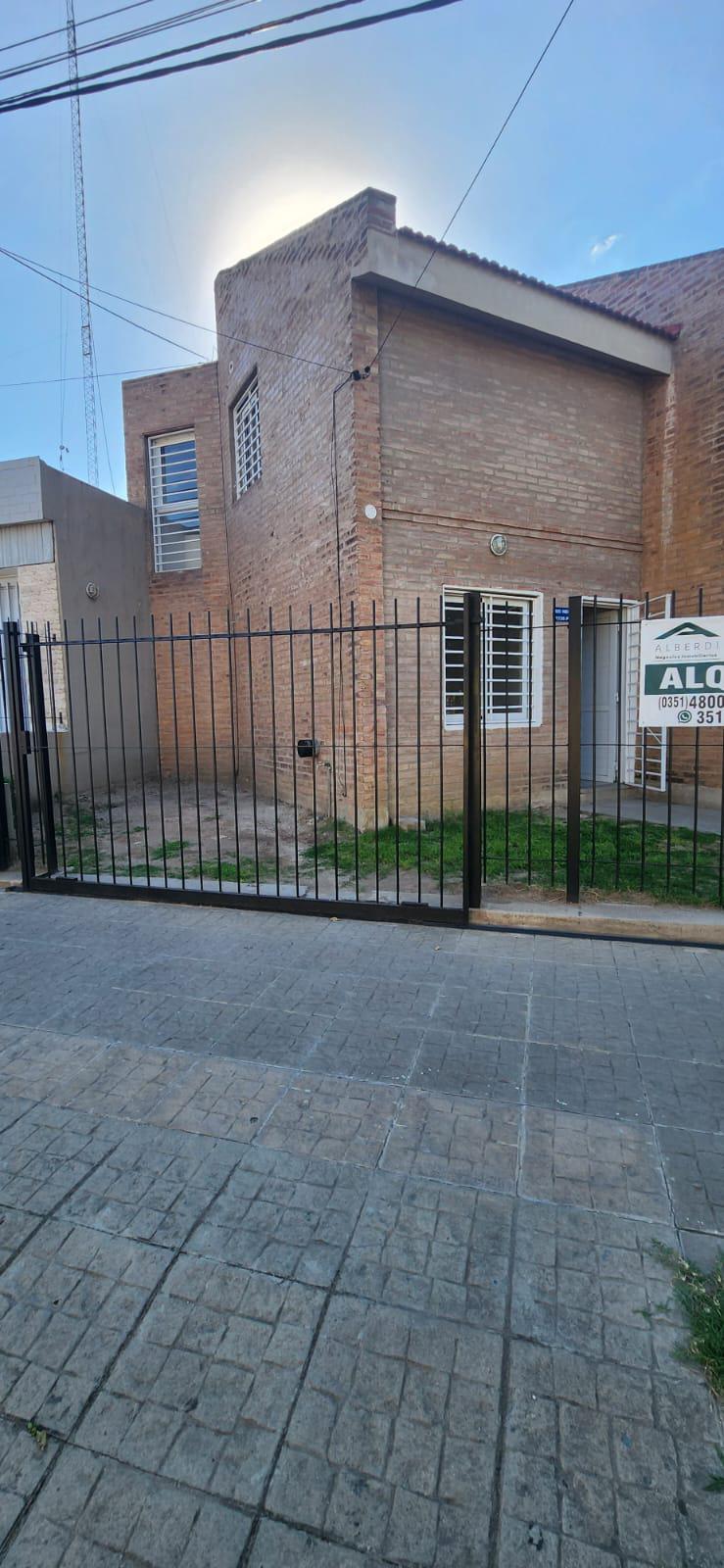 DUPLEX EN ALQUILER DE UN DORMITORIO EN CALLE RIO NEGRO