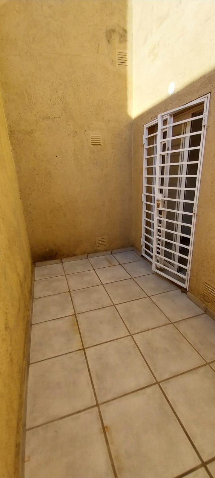 DUPLEX EN ALQUILER DE UN DORMITORIO EN CALLE RIO NEGRO