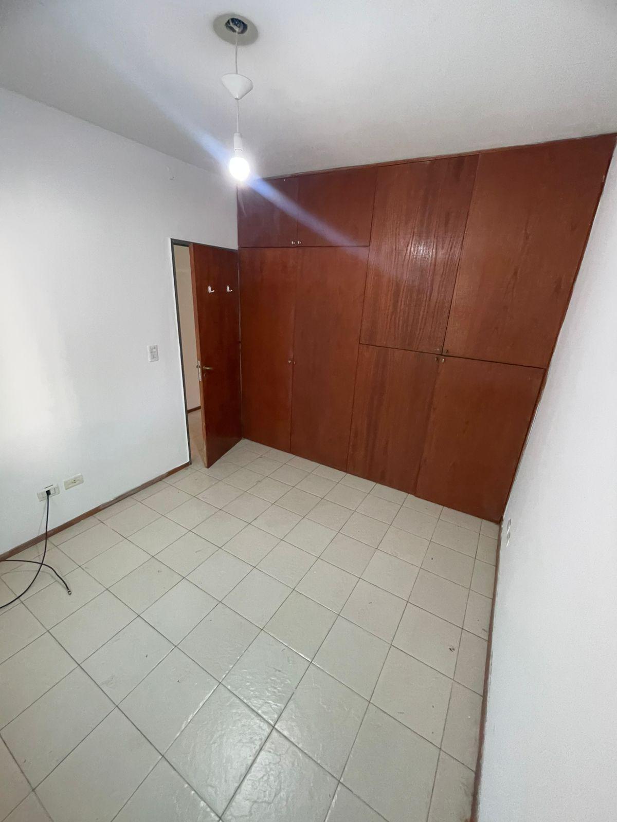 ALQUILER CASA- HERMOSA Y MUYYY BIEN UBICADA!!! (B Quebrada de las Rosas)