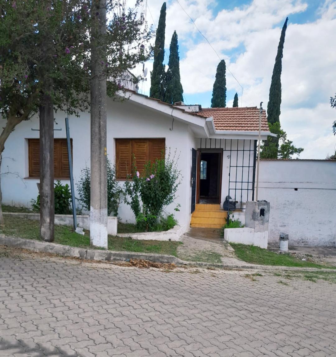 VENTA CASA VILLA CARLOS PAZ EXCELENTE OPORTUNIDAD