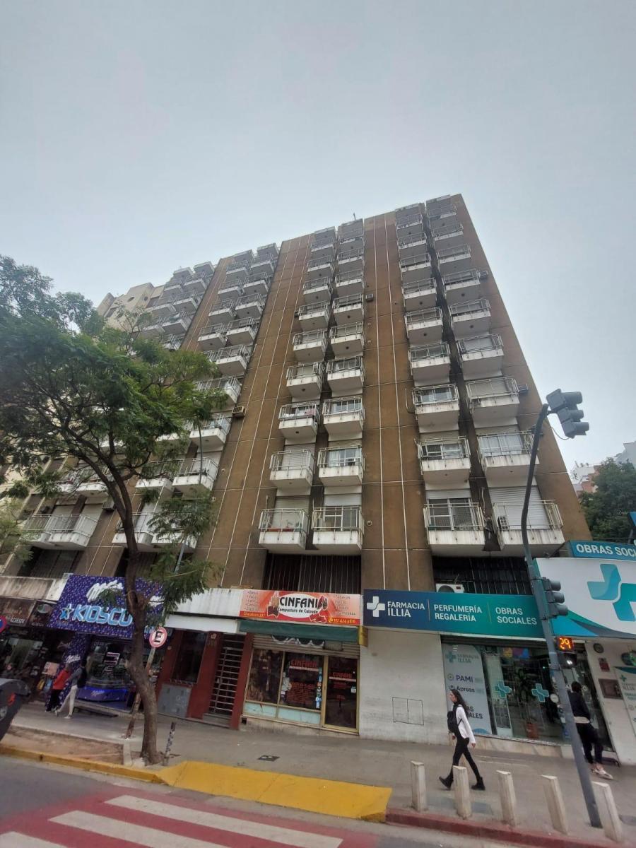 VENTA- NVA. CÓRDOBA- CHACABUCO 395 (ESQ.ILIA)- 2 DORMITORIOS- 3 BALCONES- EXC. UBICACIÓN