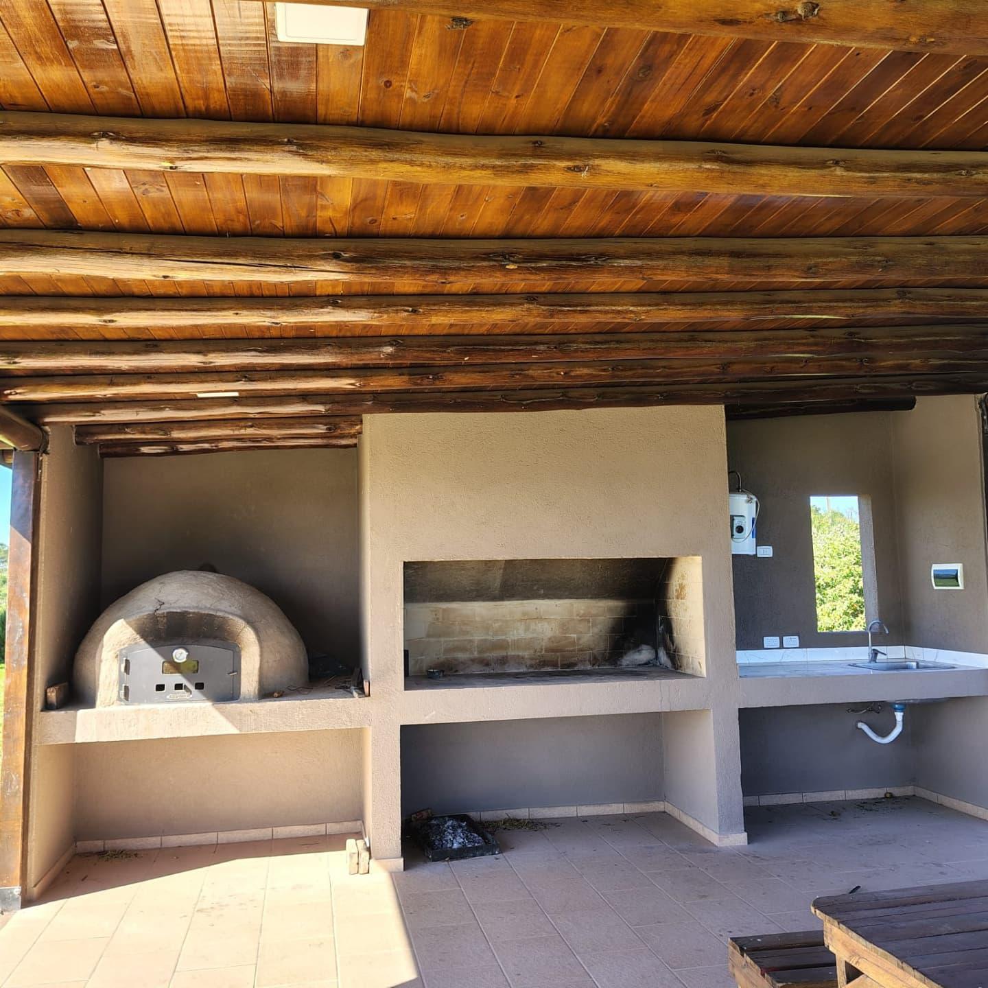 LA AGUSTINA CASAS DE CAMPO, ALQUILER TEMPORAL PARA 4-6 PERSONAS TOTAL 14