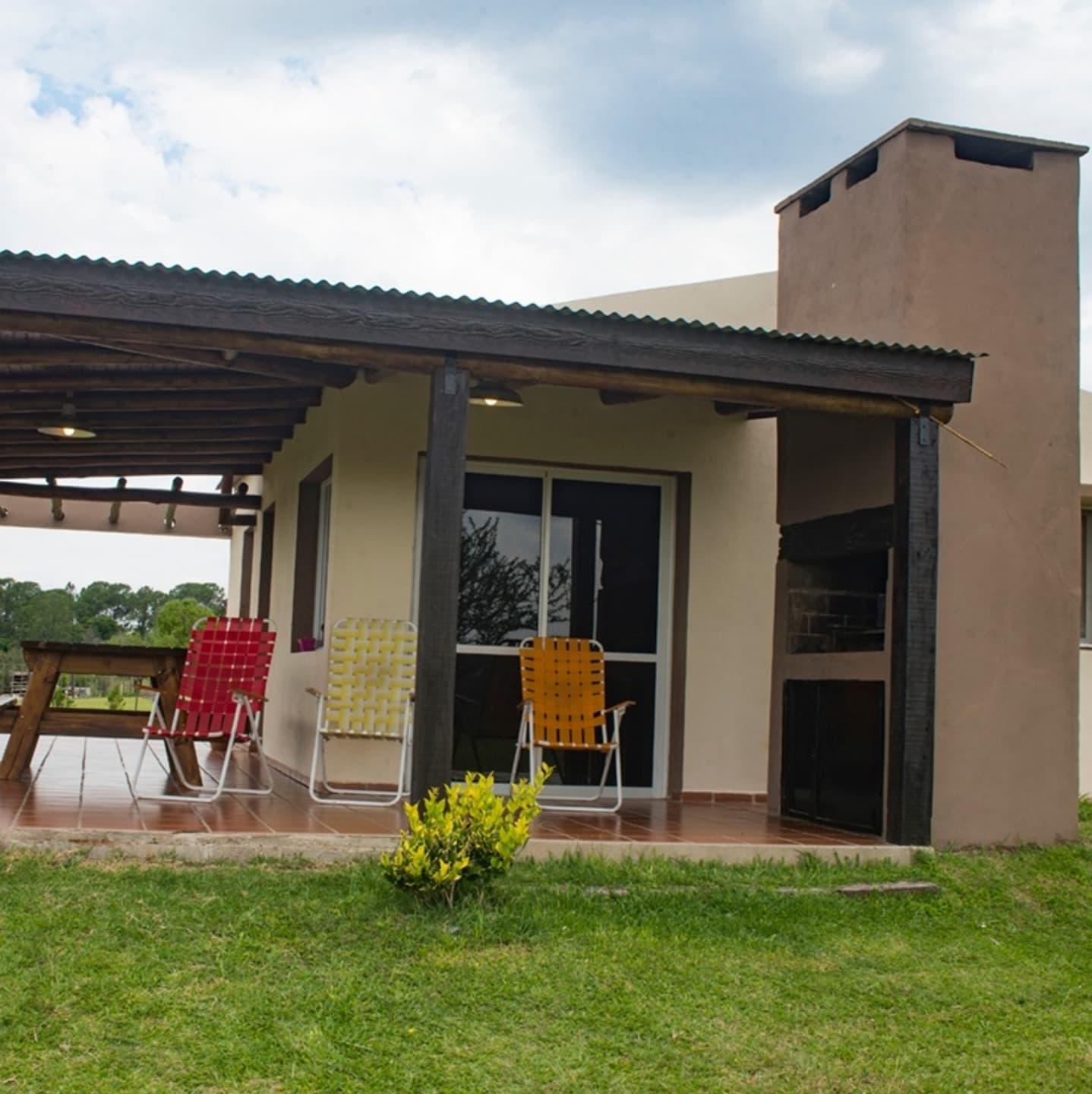 LA AGUSTINA CASAS DE CAMPO, ALQUILER TEMPORAL PARA 4-6 PERSONAS TOTAL 14