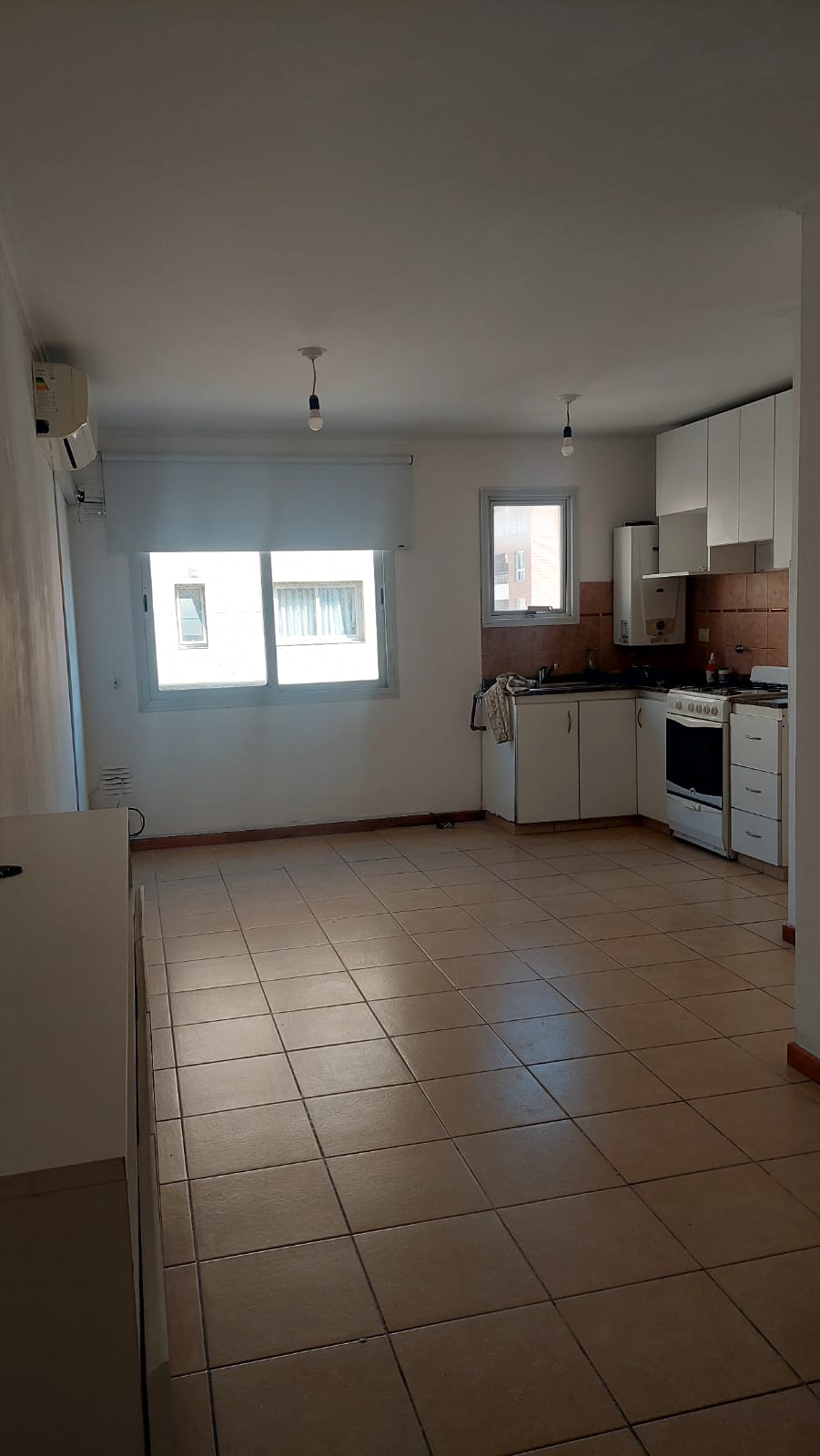 DEPARTAMENTO EN ALBERDI MUY LUMINOSO