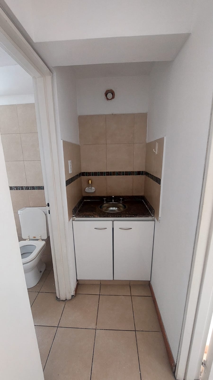 DEPARTAMENTO EN ALBERDI MUY LUMINOSO