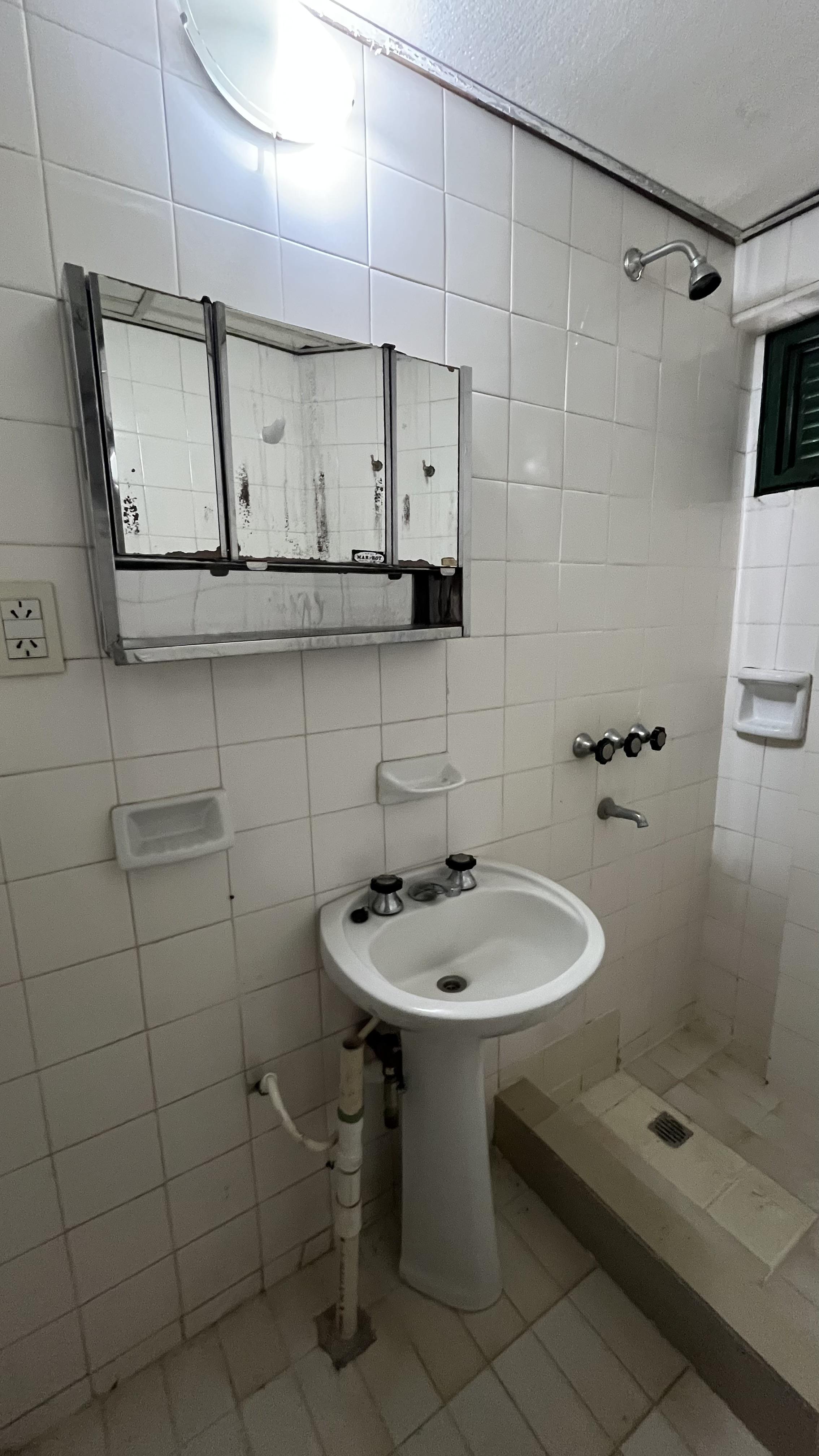 ALQUILER DE UN DORMITORIO CIUDAD UNIVERSITARIA