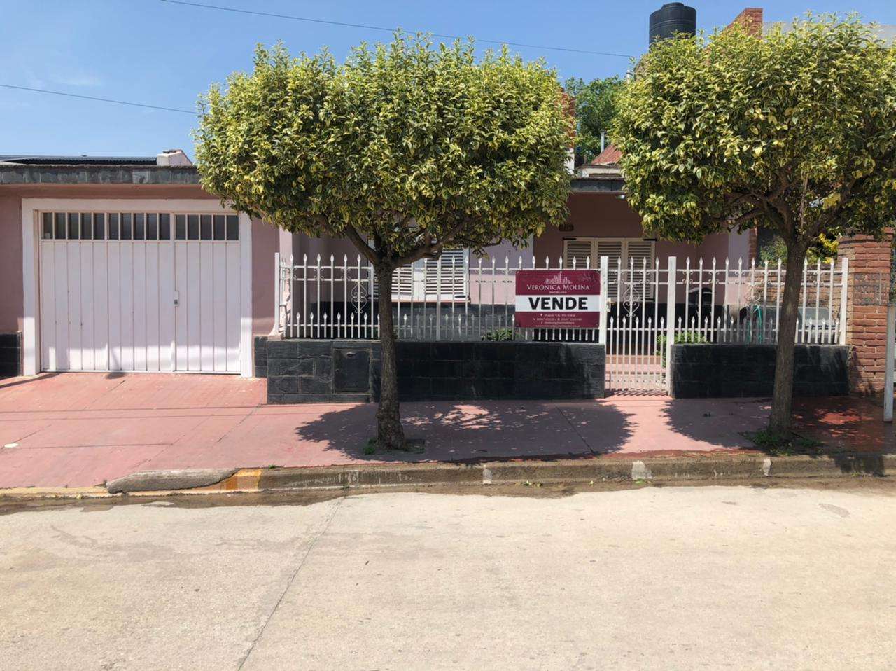 VENTA CASA A METROS DEL CENTRO ALTA GRAC