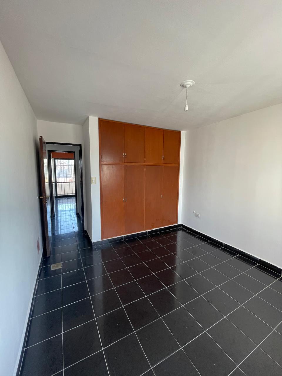 DPTO EN ALQUILER EN B TALLERES ESTE