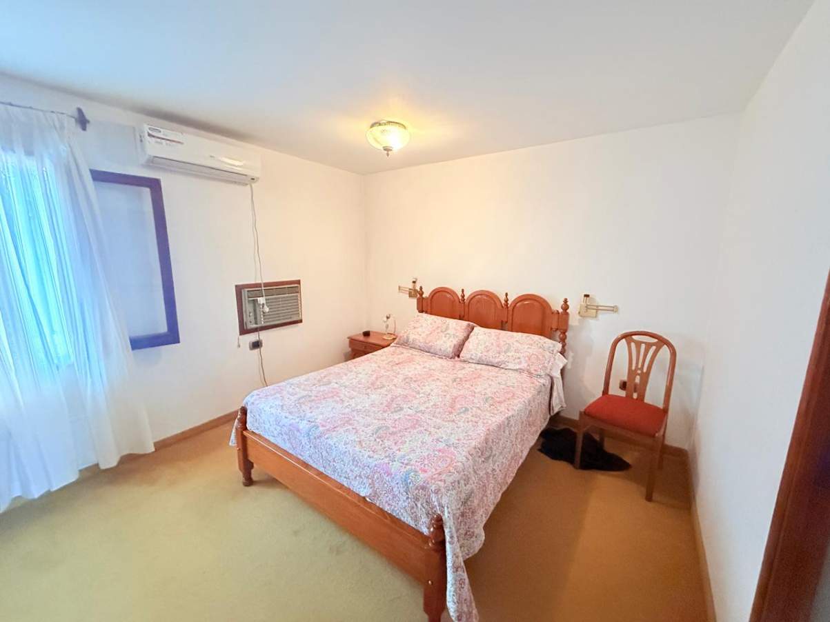 Venta Casa 3 dormitorios - Barrio Urca