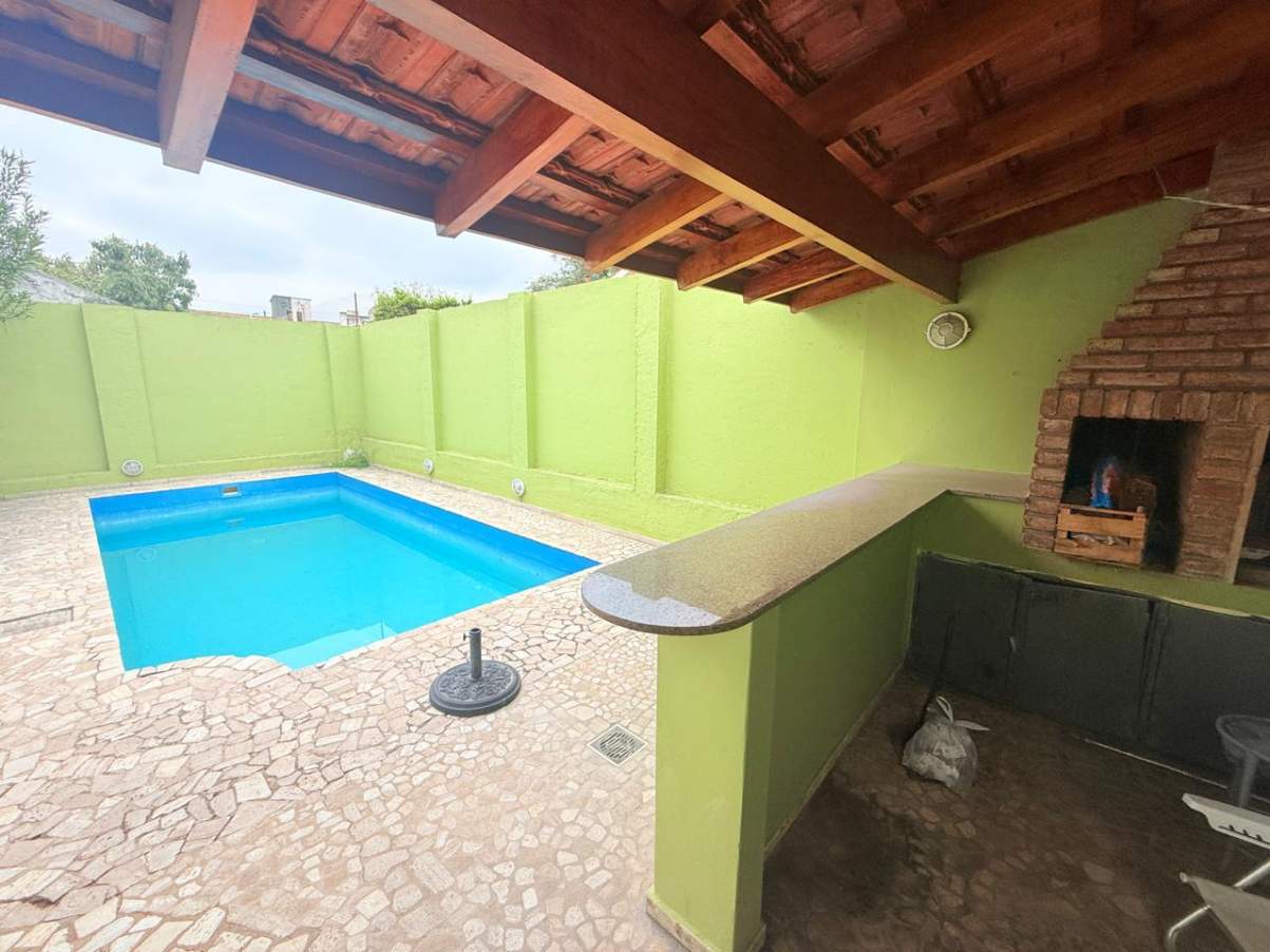 Venta Casa 3 dormitorios - Barrio Urca