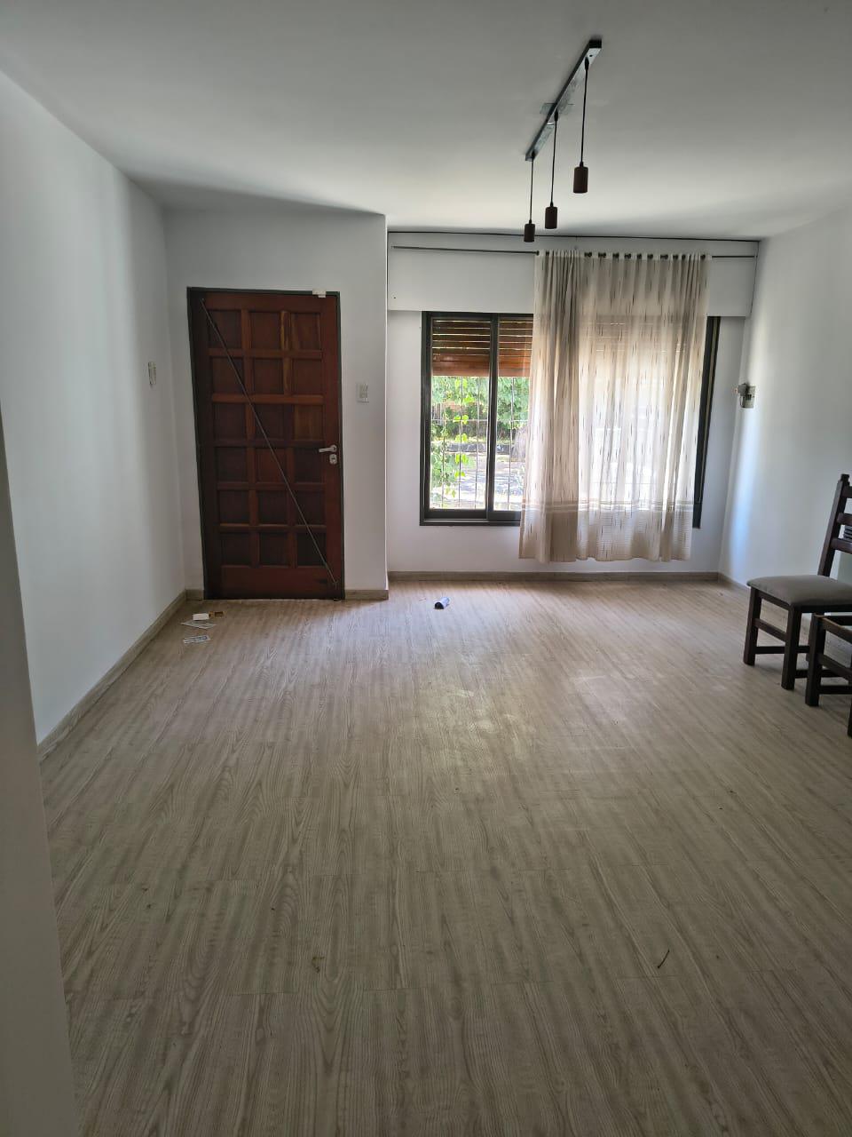 CASA EN ALQUILER DE 3 DORM. EN SAN SALVADOR