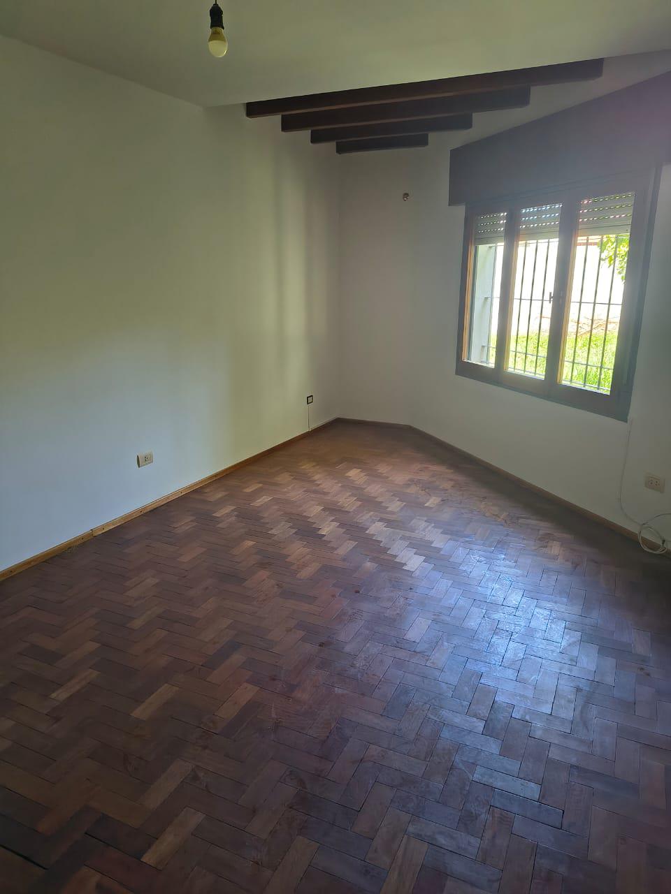 CASA EN ALQUILER DE 3 DORM. EN SAN SALVADOR