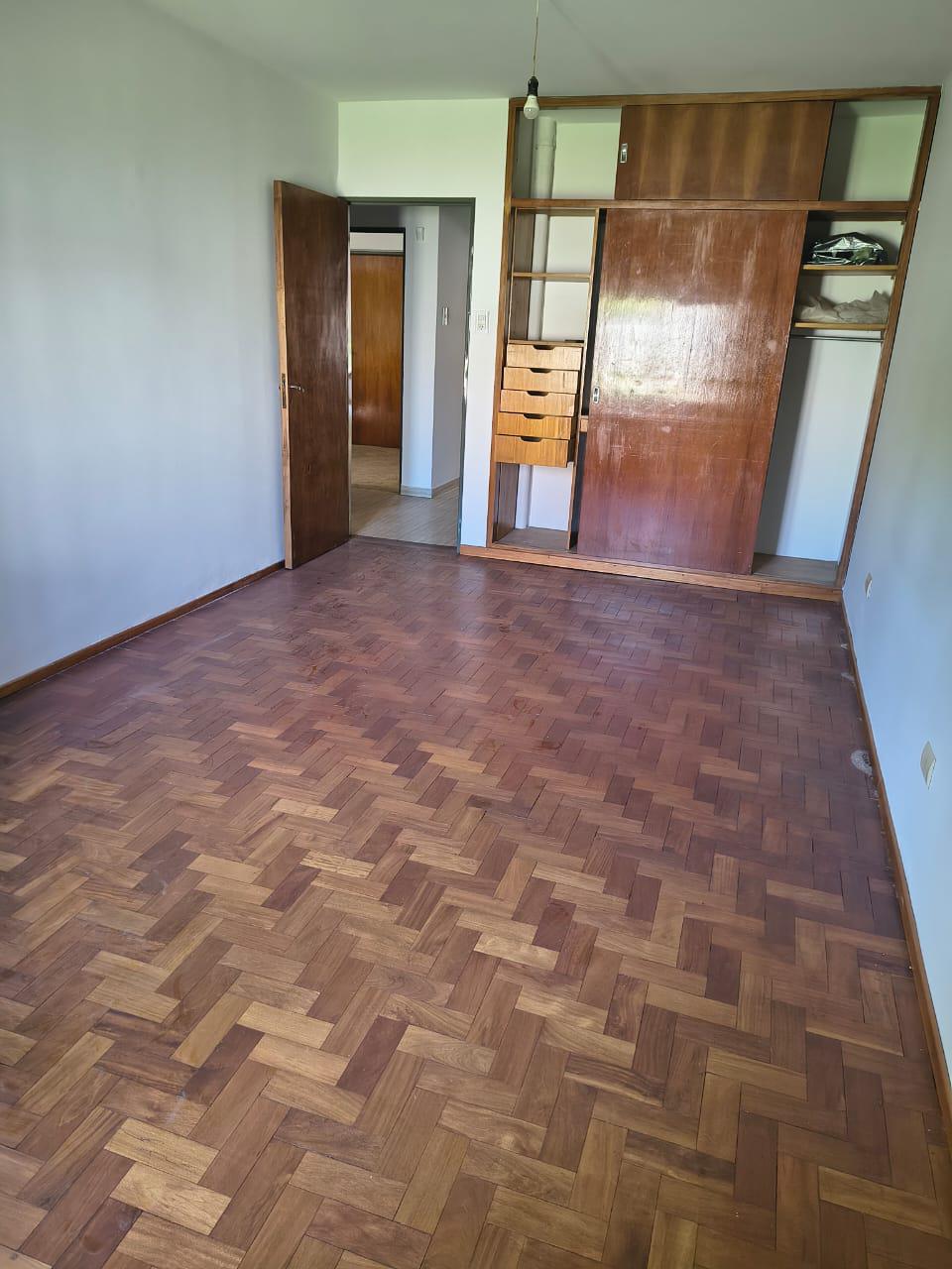 CASA EN ALQUILER DE 3 DORM. EN SAN SALVADOR