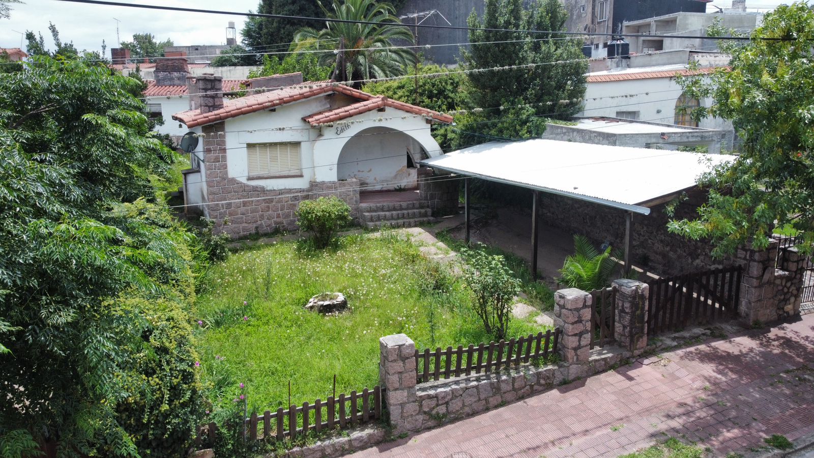 Casa de dos dormitorios en barrio Centro Huerta Grande. Provincia de Córdoba.