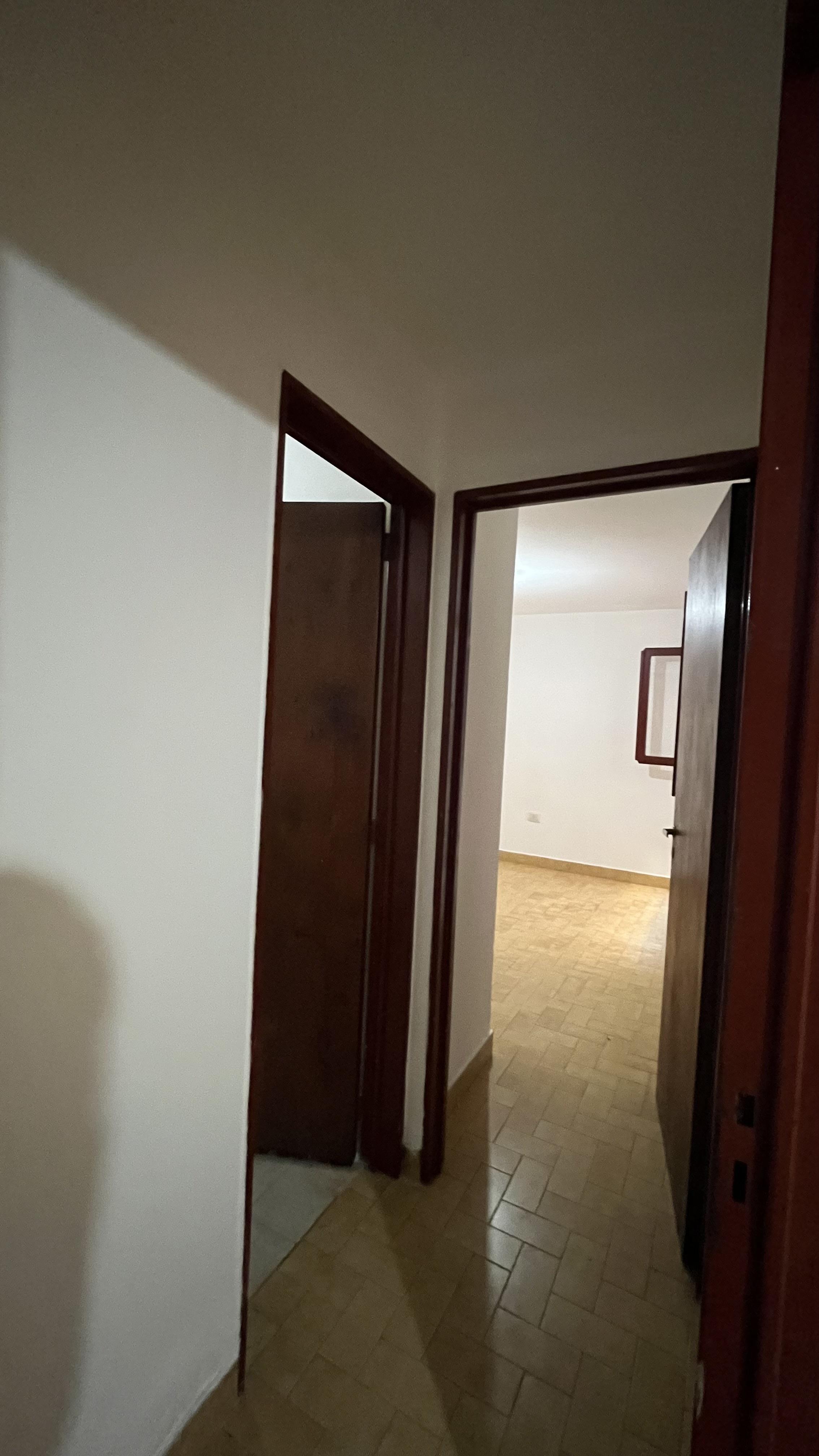 ALQUILER DE 1 DORMITORIO CON BALCON - CENTRO DE CORDOBA