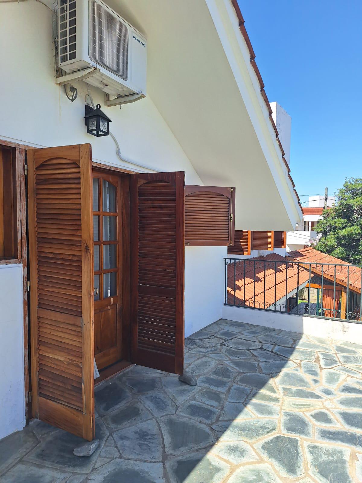 CASA EN VENTA VILLA CABRERA