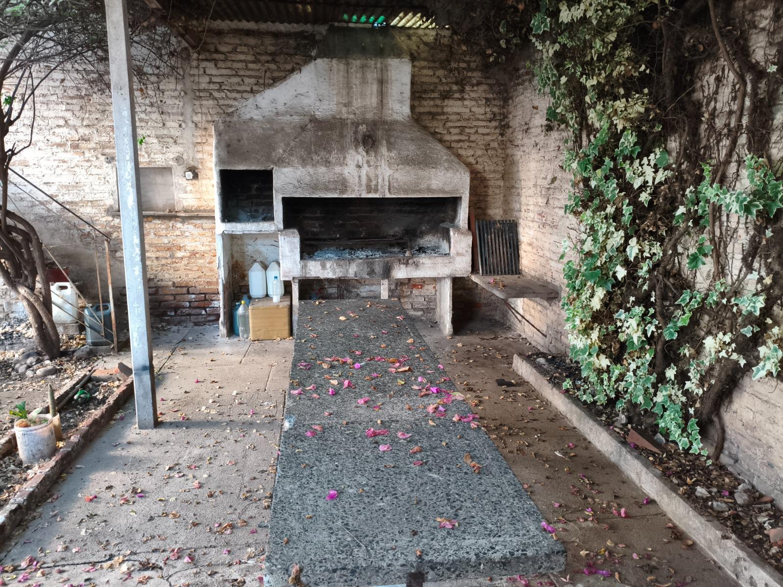 Casa 3 Dormitorios en muy buena zona de San Vicente