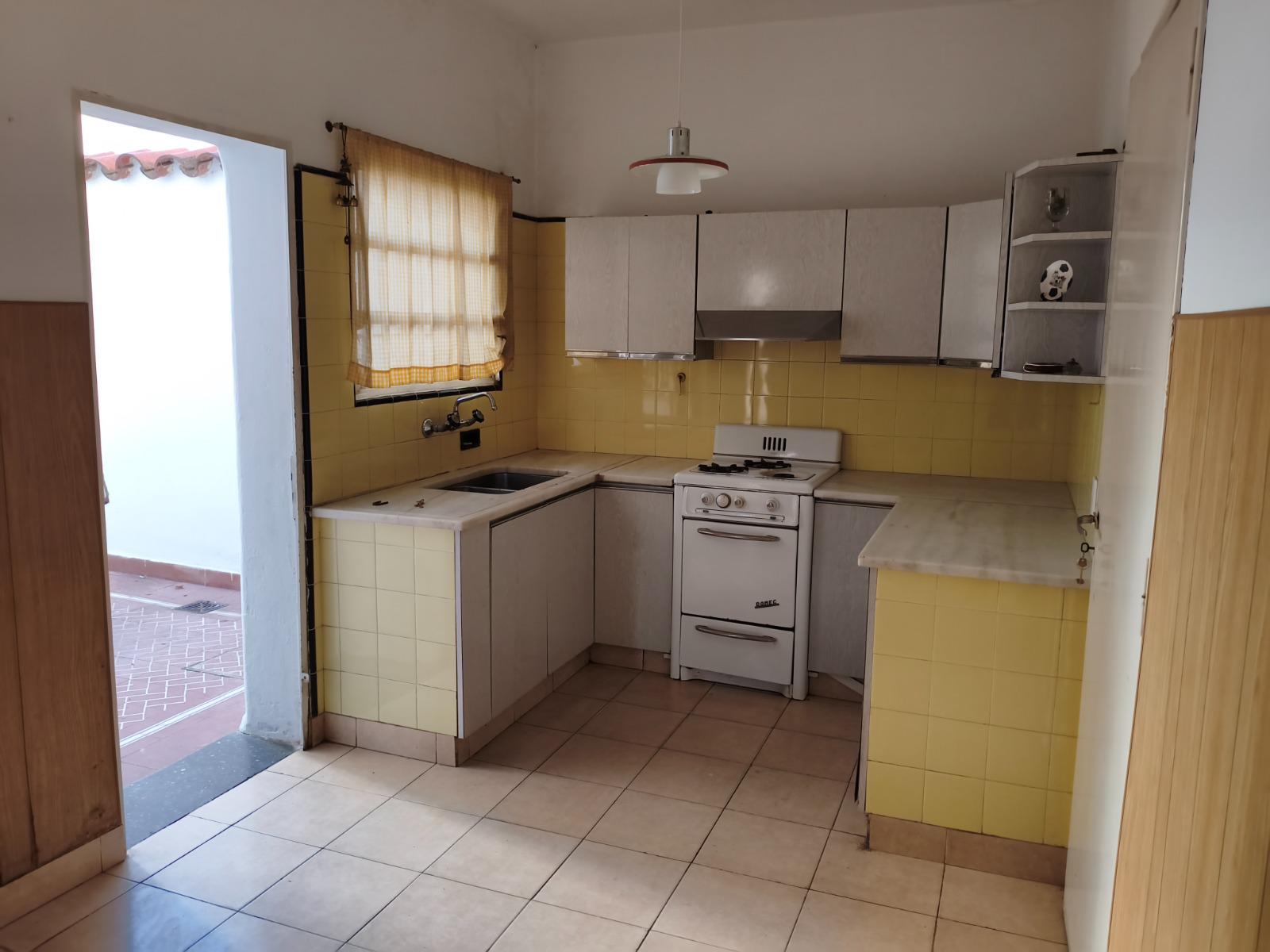 Casa 3 Dormitorios en muy buena zona de San Vicente