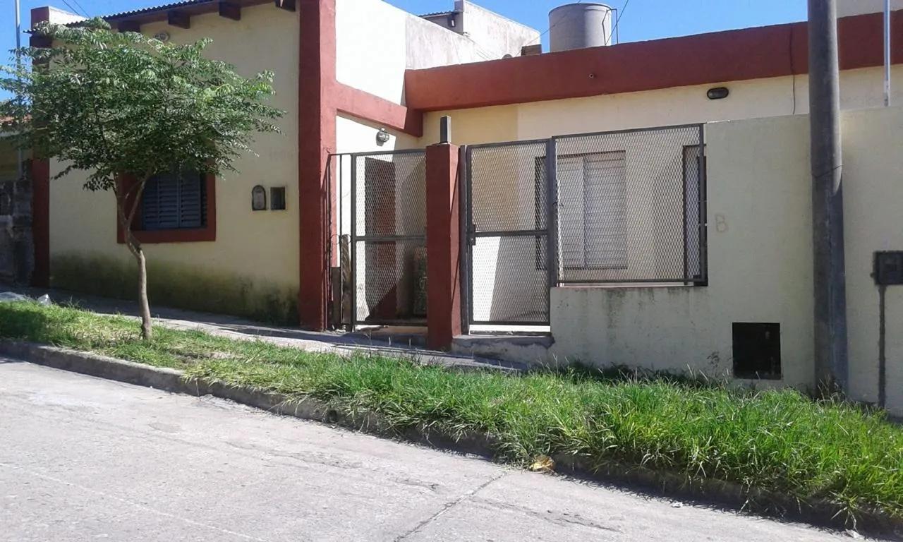 ALQUILO CASITA BELLA VISTA OESTE