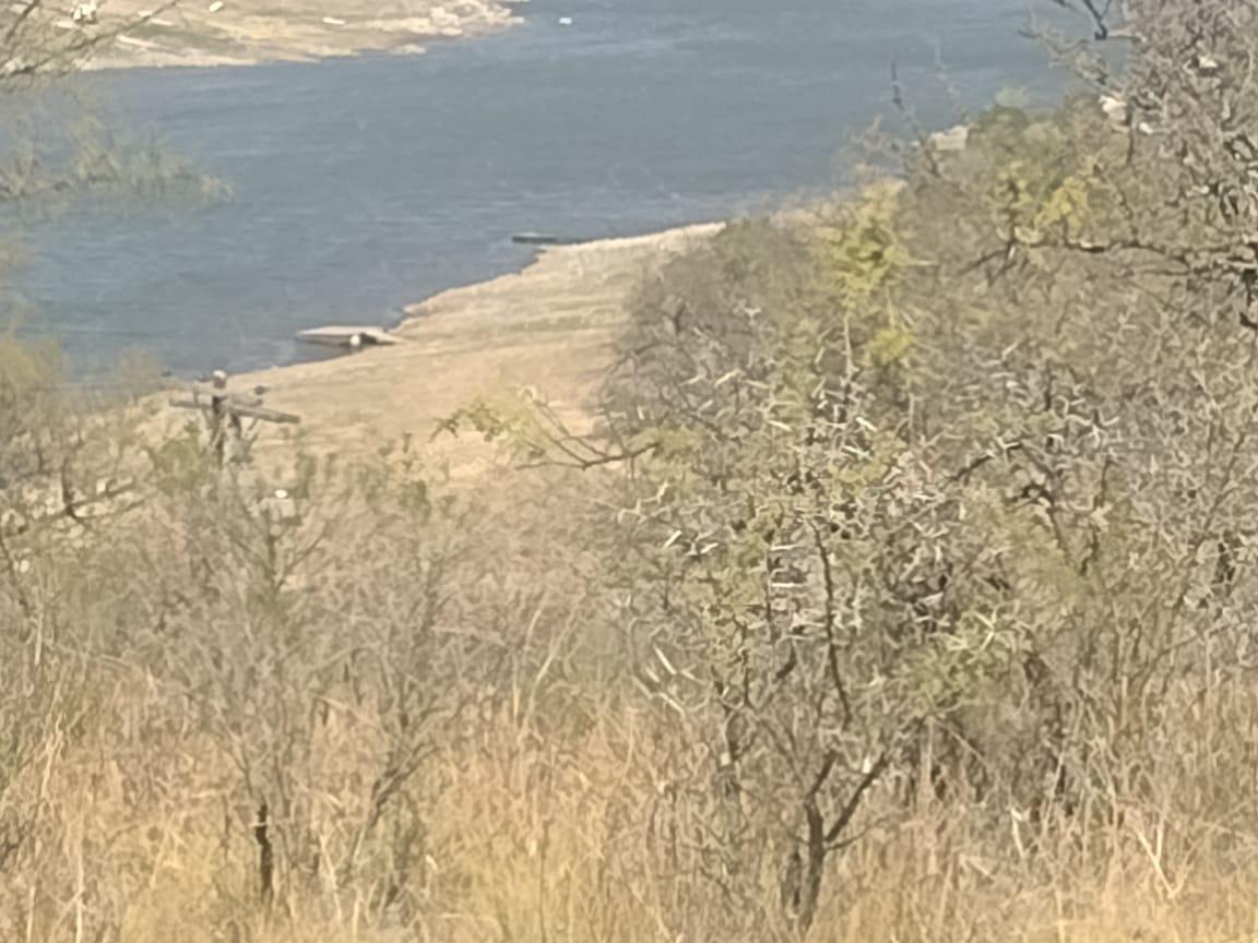 3 lotes en venta en potrero de garay con vista al lago