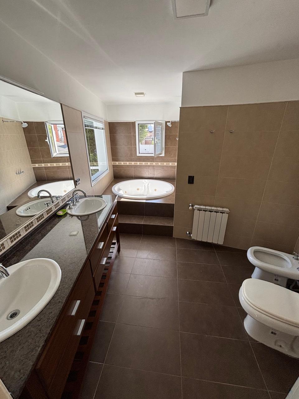 ALQUILER CASA 3 DORMITORIOS BARRIO LOS CIELOS VALLE ESCONDIDO CORDOBA