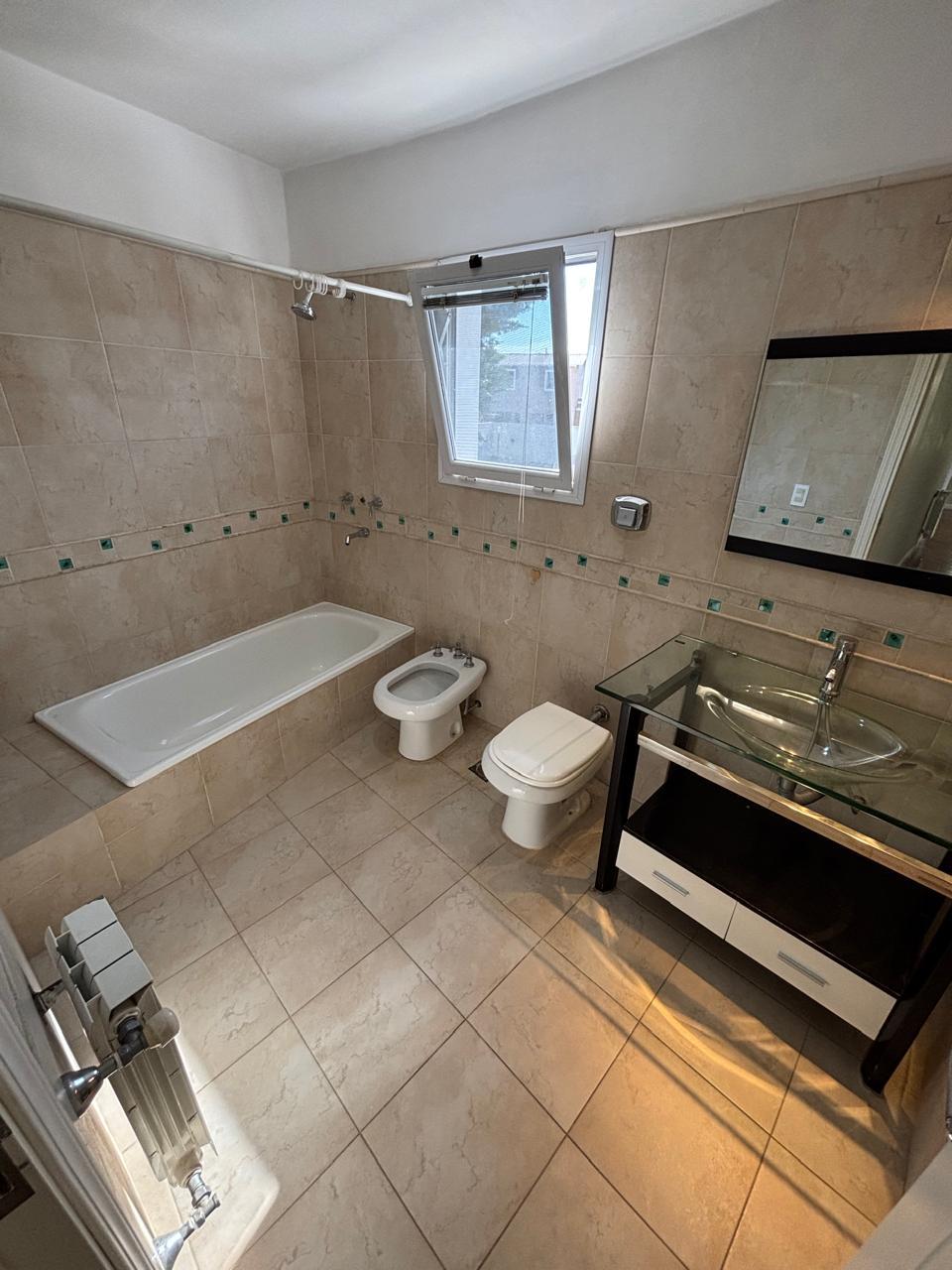 ALQUILER CASA 3 DORMITORIOS BARRIO LOS CIELOS VALLE ESCONDIDO CORDOBA