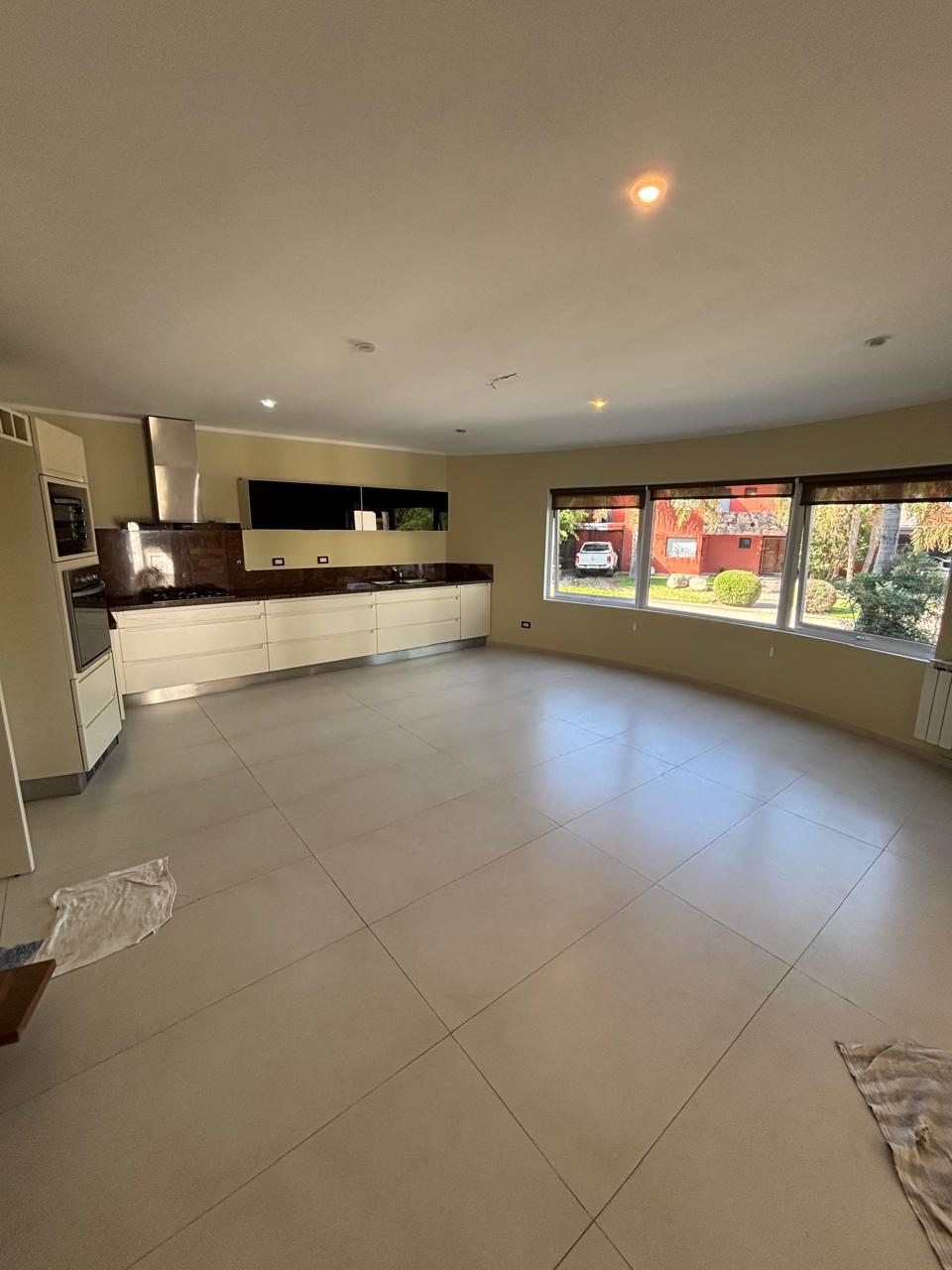 ALQUILER CASA 3 DORMITORIOS BARRIO LOS CIELOS VALLE ESCONDIDO CORDOBA