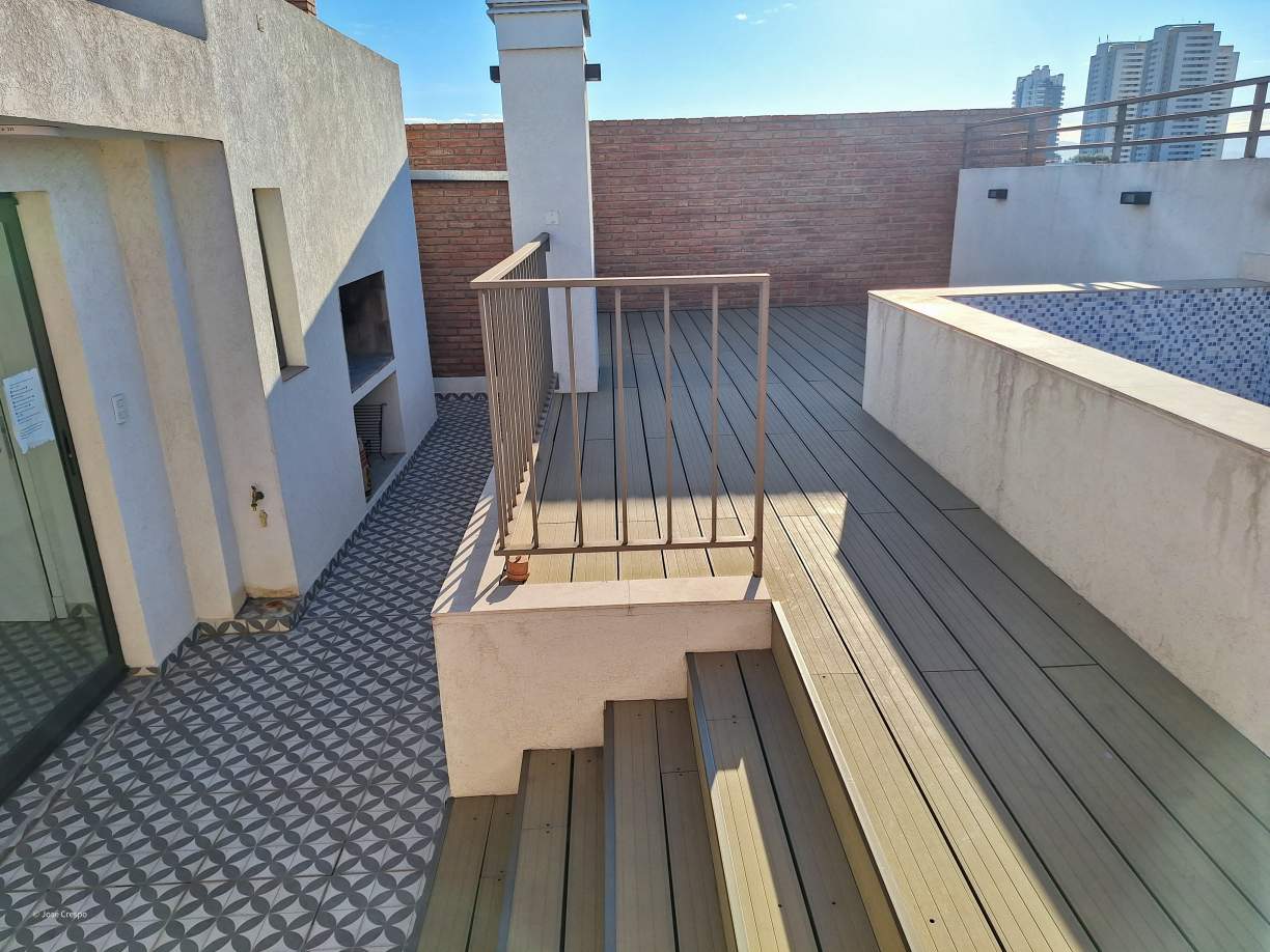 ALTO ALBERDI - DPTO 1 DORM. CON COCHERA Y PILETA