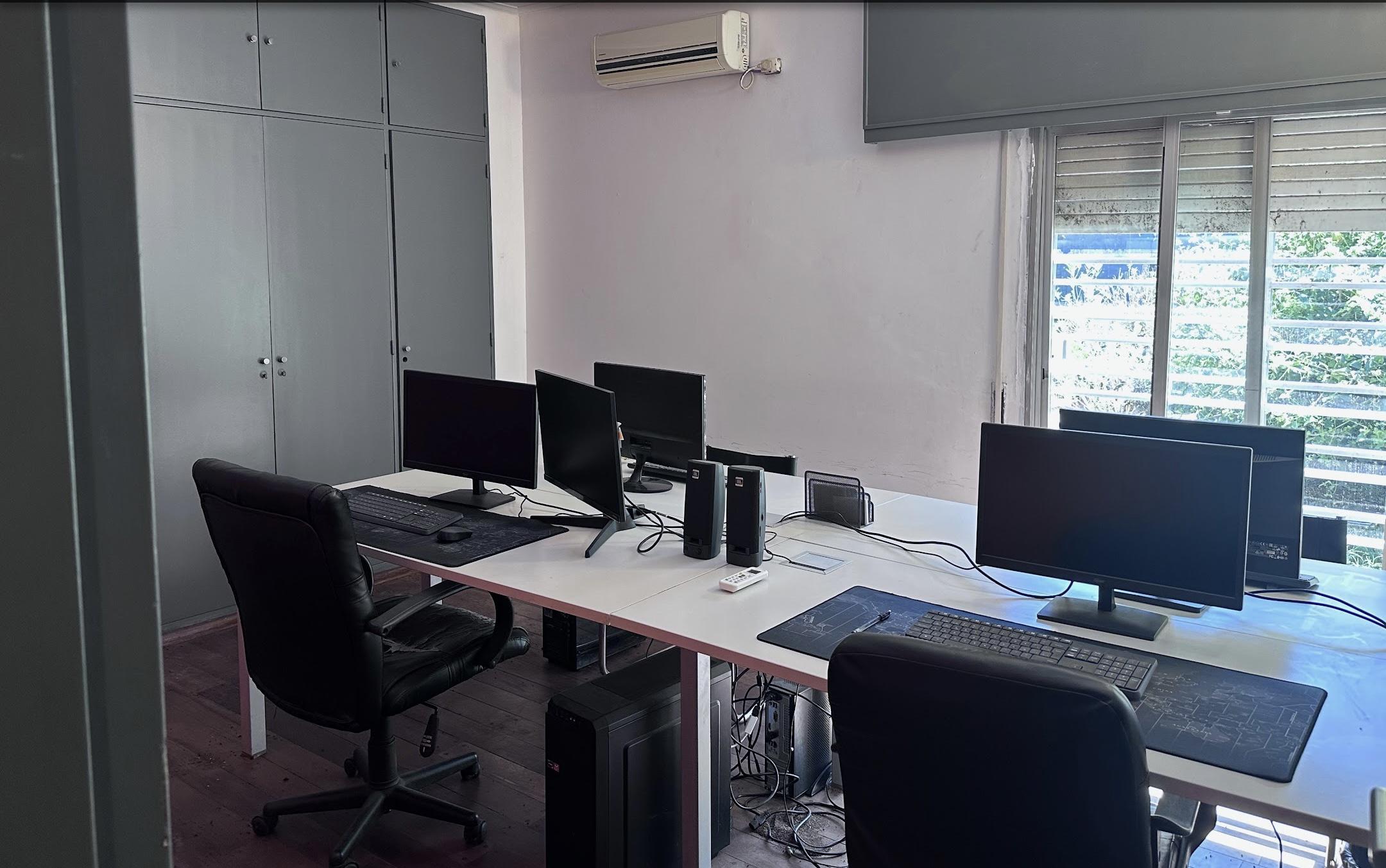 CASA CERRO  ALQUILER APTA OFICINA CON MOBILIARIO