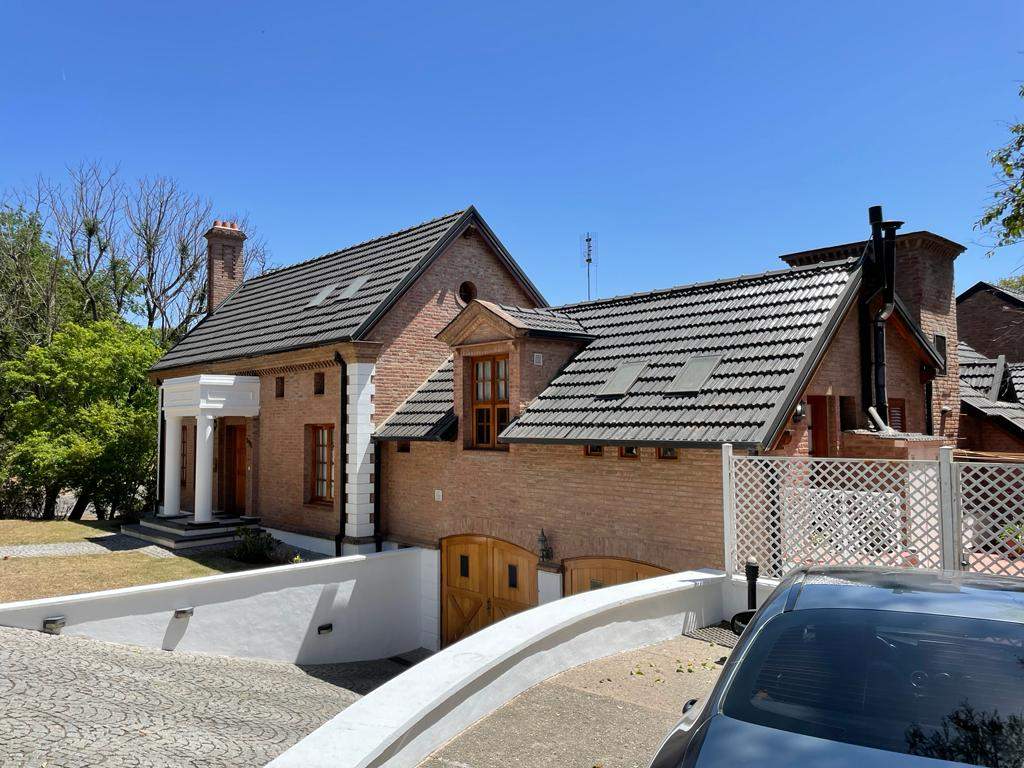 Casa en Venta en Las Delicias Gran Categoría