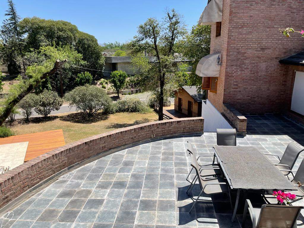 Casa en Venta en Las Delicias Gran Categoría