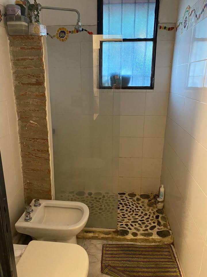 CASA EN VENTA 3 DORMITORIOS ARGUELLO