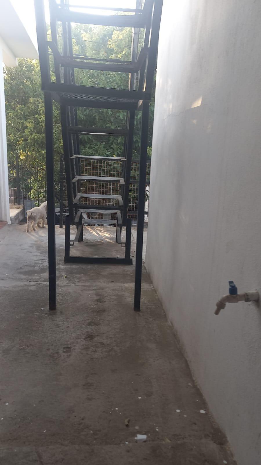 HERMOSO DEPARTAMENTO PLANTA ALTA SIN EXPENSAS