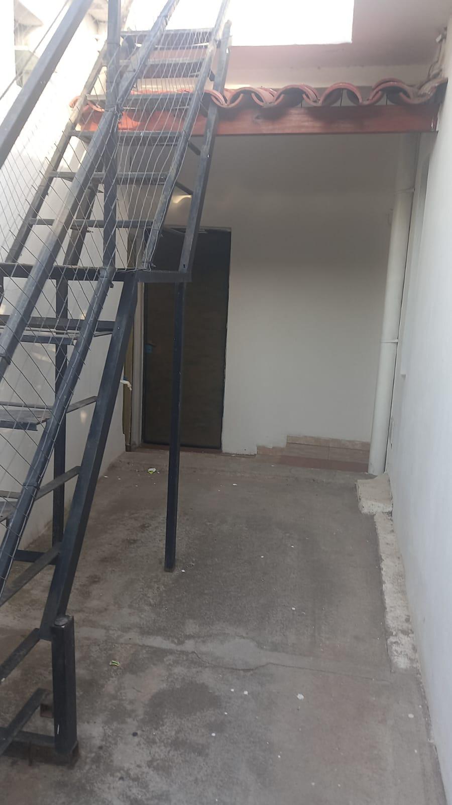 HERMOSO DEPARTAMENTO PLANTA ALTA SIN EXPENSAS